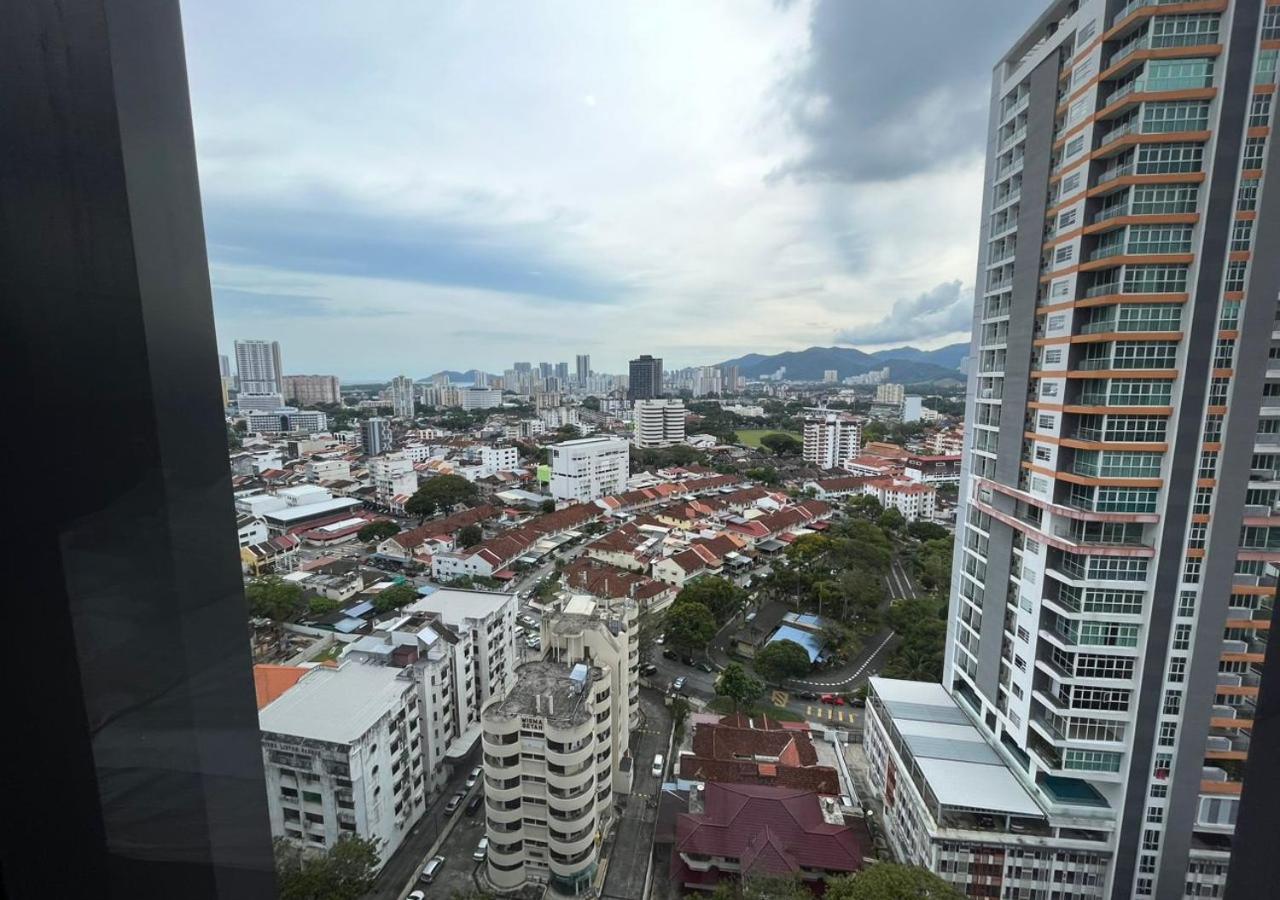 Tropicana 218 Macalister By Simply Penang Джорджтаун Екстер'єр фото